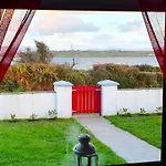 Shore On Valentia Island - Cosy Comfort At The Sea In Kerry * Knights Town