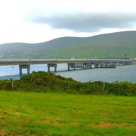 Shore On Valentia Island - Cosy Comfort At The Sea In Kerry Knights Town