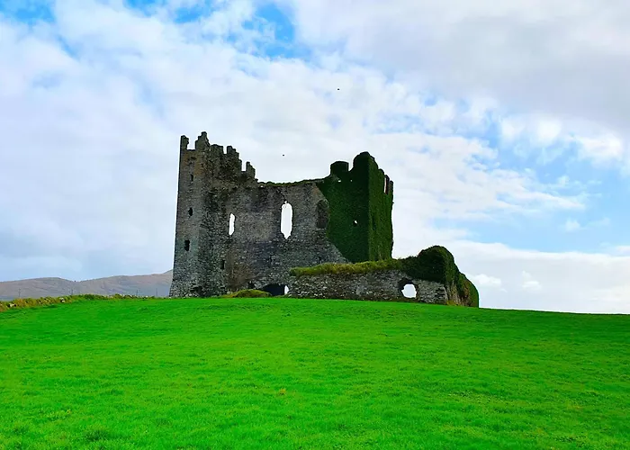 Shore On Valentia Island - Cosy Comfort At The Sea In Kerry Knights Town