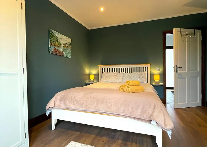 Shore On Valentia Island - Cosy Comfort At The Sea In Kerry Knights Town